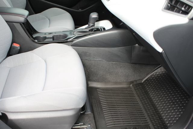 Certified 2025 Toyota Corolla SE FWD image 23
