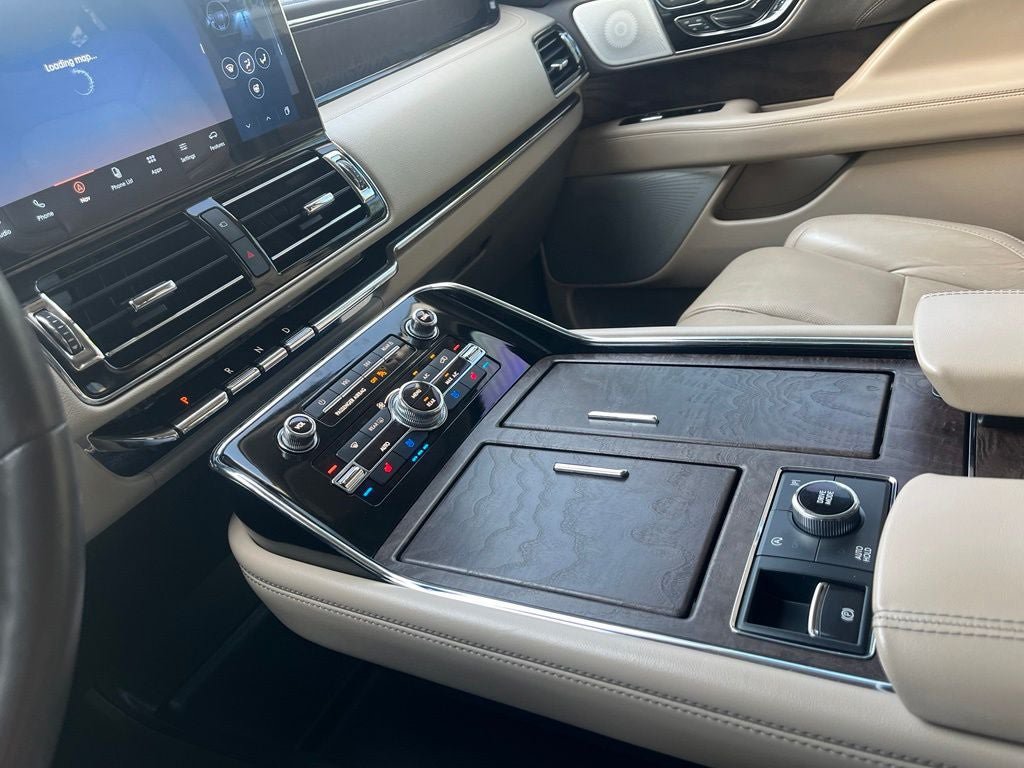 Certified 2023 Lincoln Navigator L Reserve AWD/4WD image 35