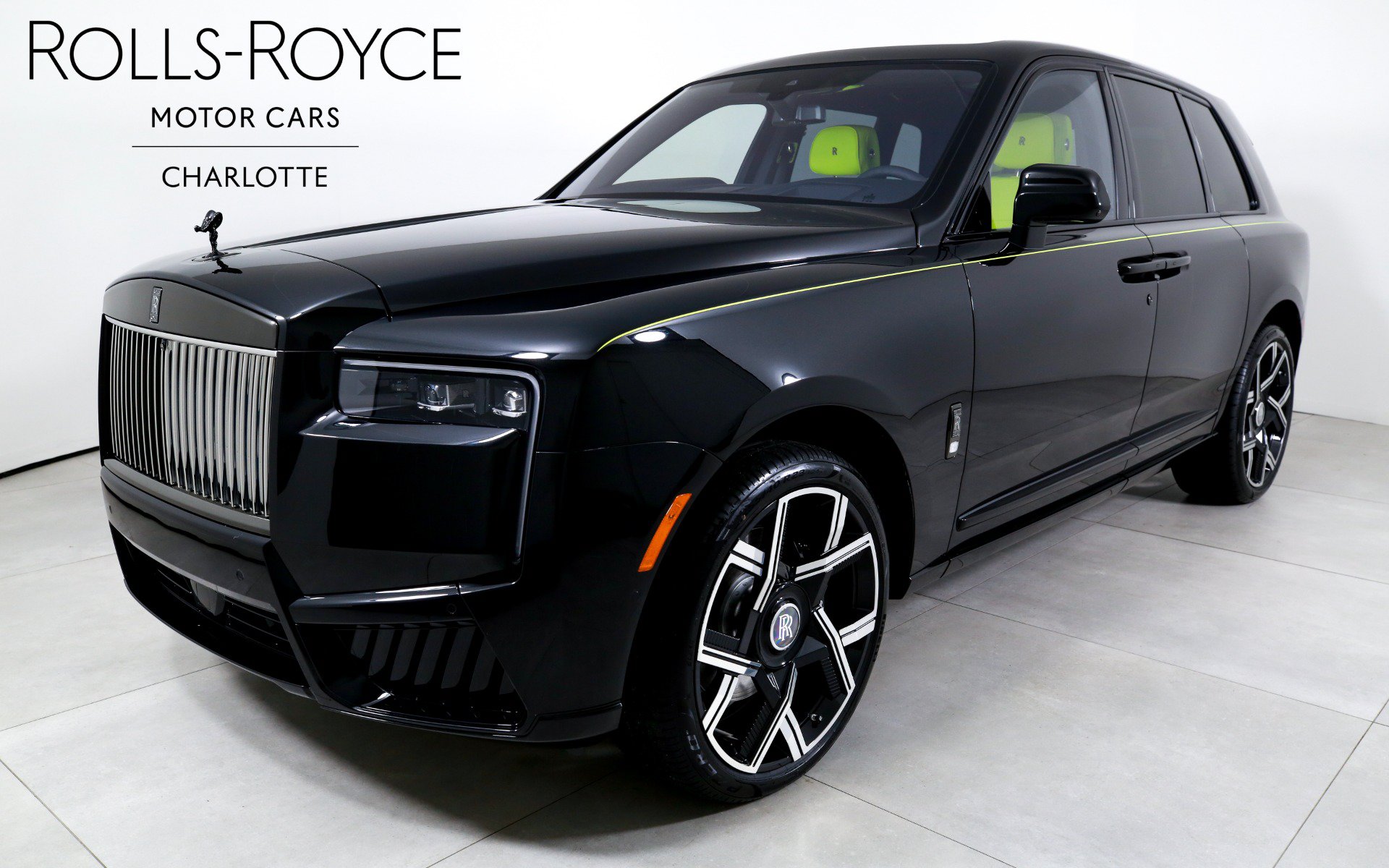 New 2027 Rolls-Royce Cullinan Black Badge AWD/4WD image 1