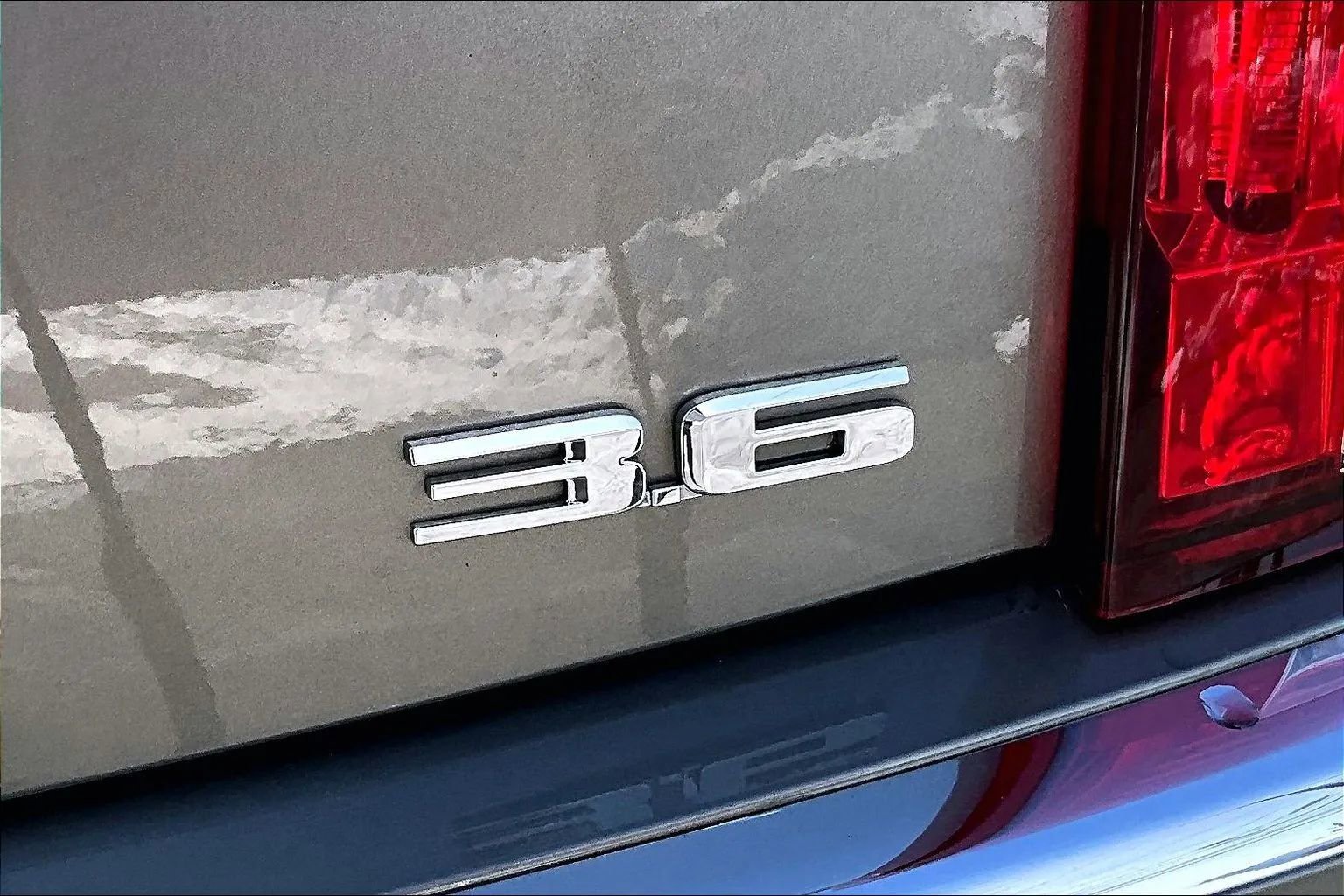 Used 2010 Cadillac CTS Performance w/ Performance Luxury Package image 7