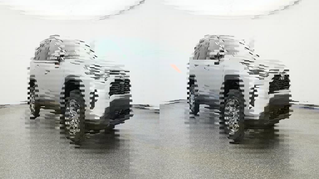 New 2025 Toyota RAV4 XLE image 29