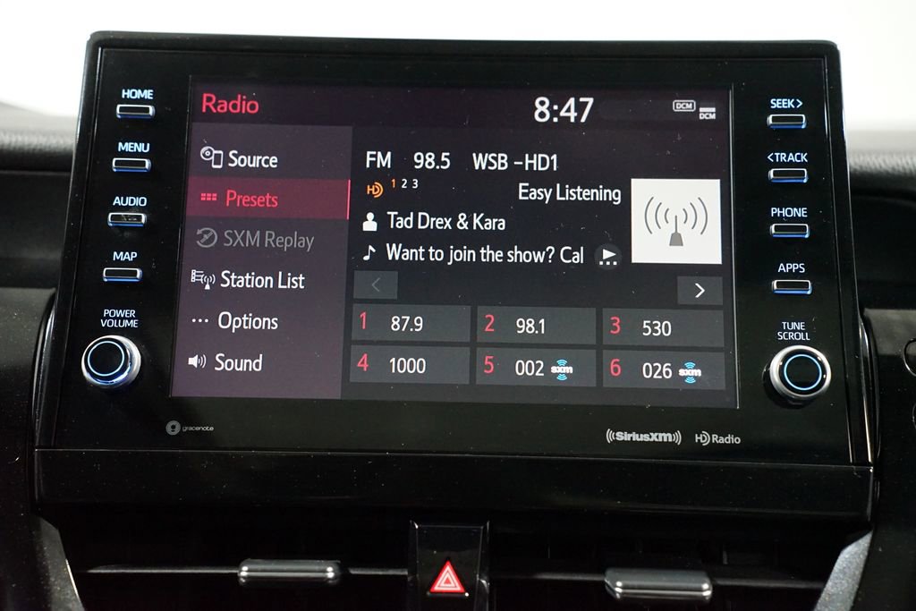 Used 2022 Toyota Camry XSE image 18