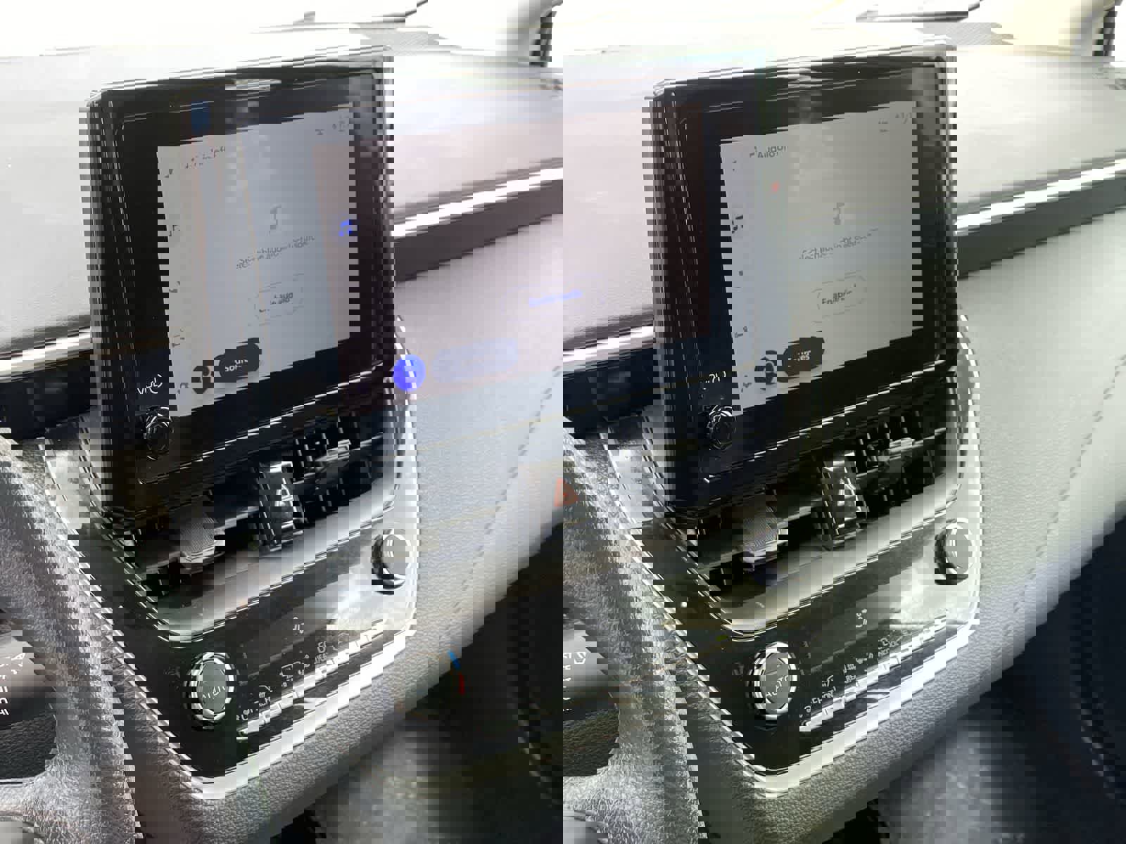 Used 2025 Toyota Corolla LE image 26