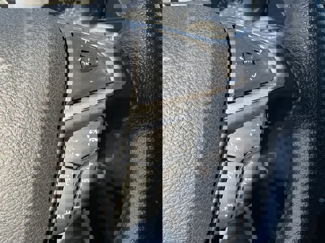 Used 2017 Ford Fusion S FWD image 9