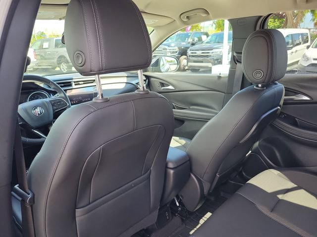 Used 2023 Buick Encore GX Select w/ Sport Touring Package FWD image 12