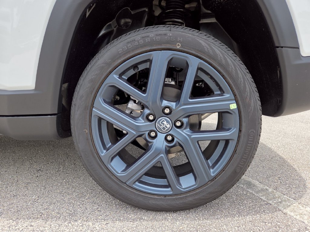 New 2026 Jeep Compass Latitude AWD/4WD image 20