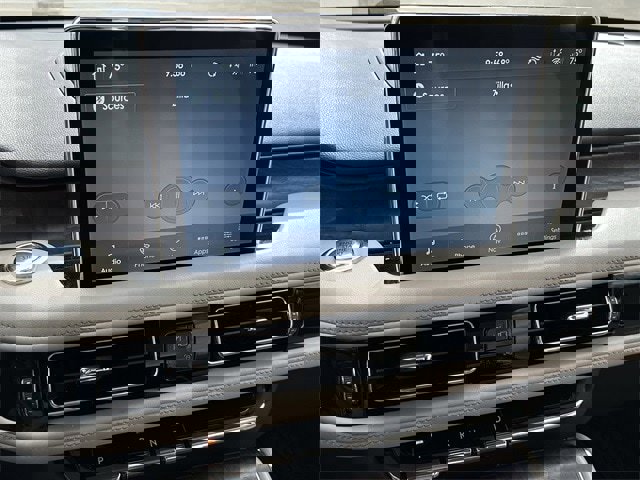 Used 2021 Lincoln Aviator Reserve w/ Elements Package Plus image 19