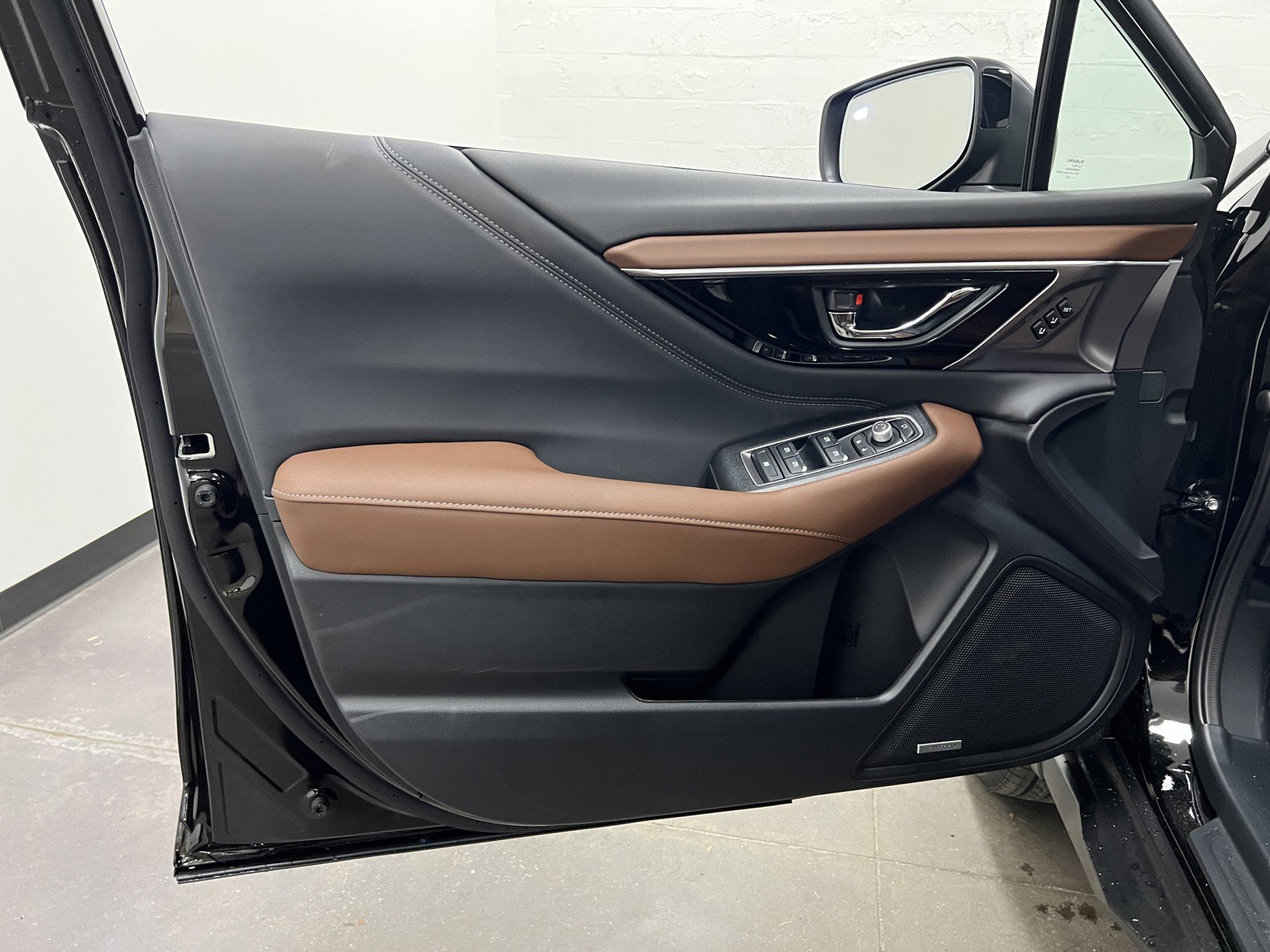 New 2025 Subaru Outback Touring XT w/ Popular Package #2 image 33