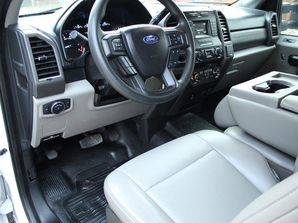 Used 2019 Ford F250 XL w/ Power Equipment Group RWD image 12