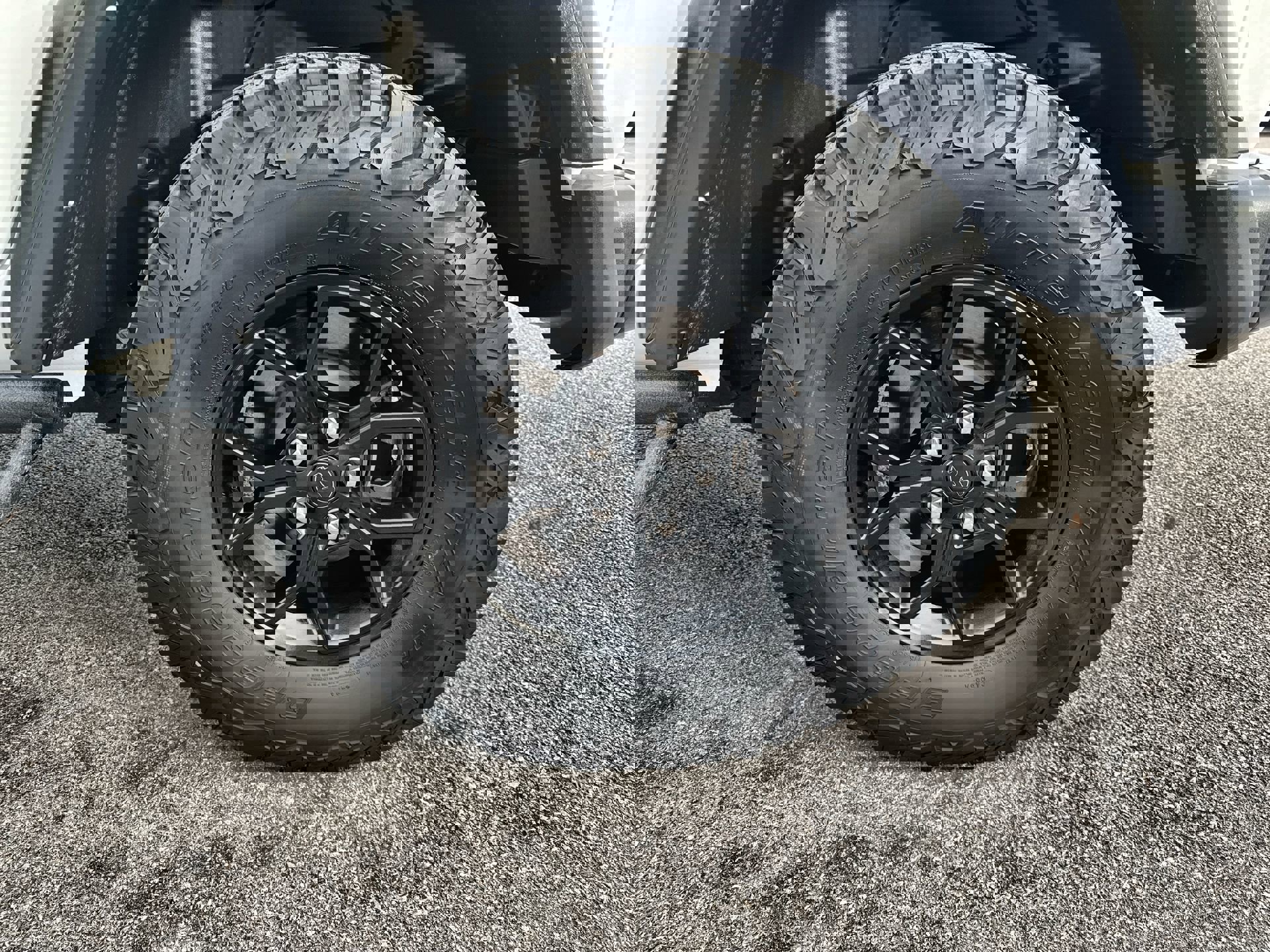 Used 2024 Jeep Wrangler Unlimited Sport image 34