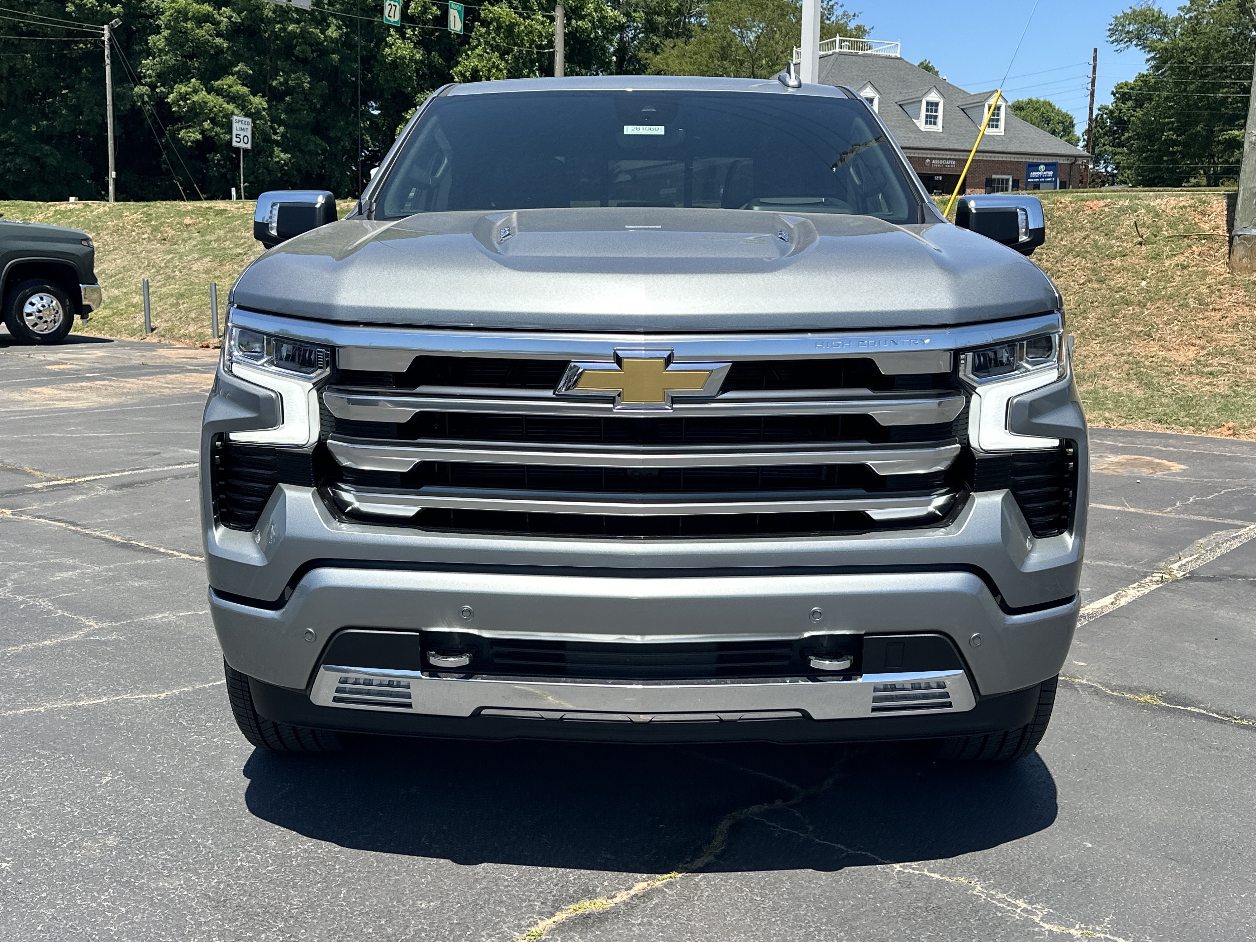 New 2026 Chevrolet Silverado 1500 High Country AWD/4WD image 3
