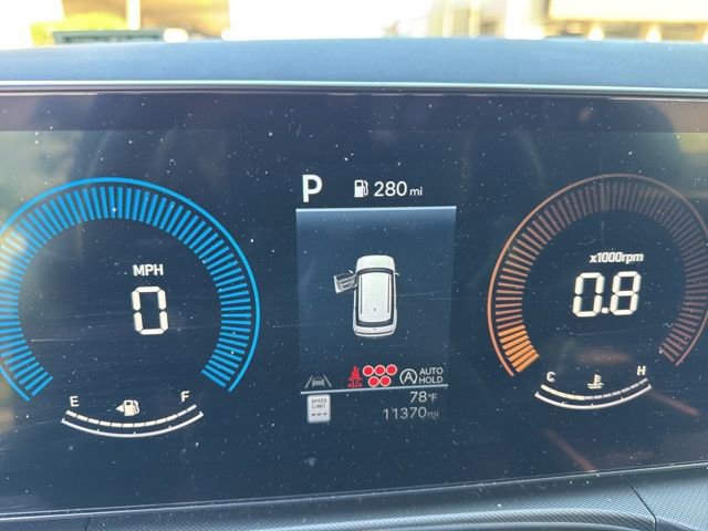 Used 2025 Hyundai Santa Fe SEL image 3