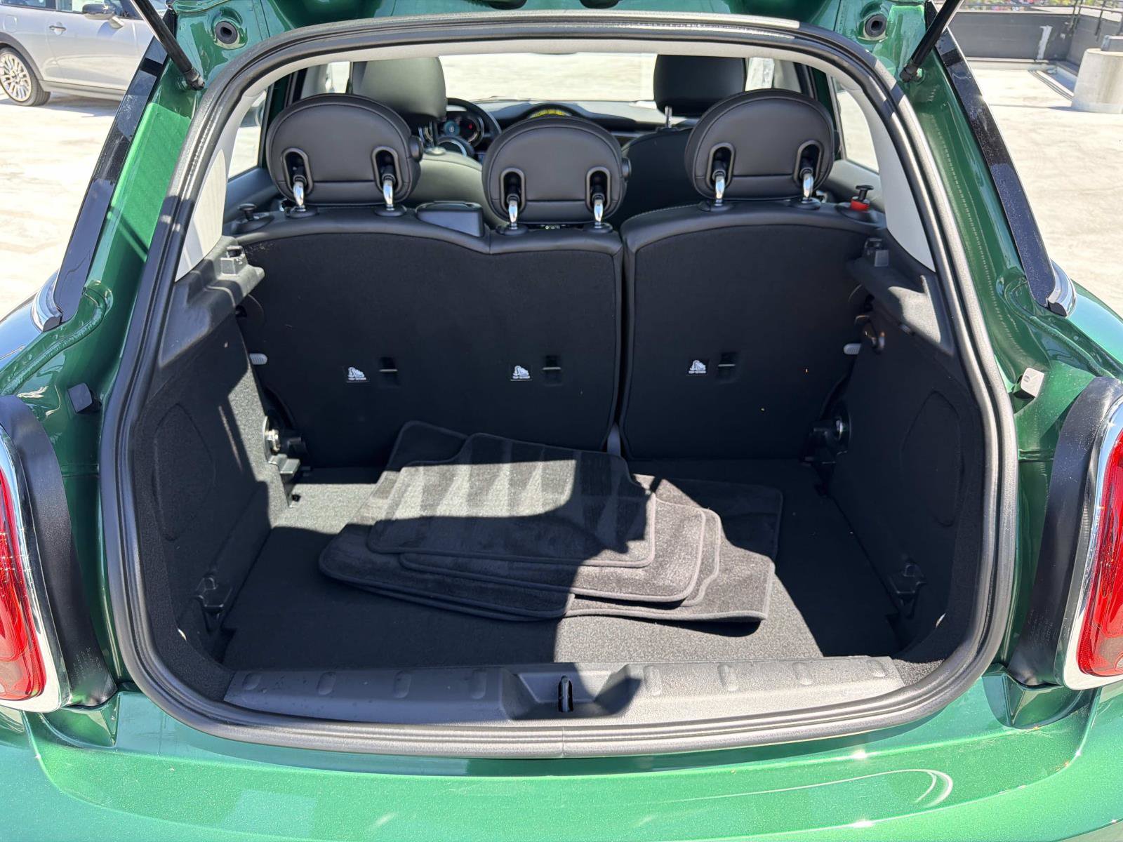 Certified 2024 MINI Cooper 4-Door Hardtop FWD image 5