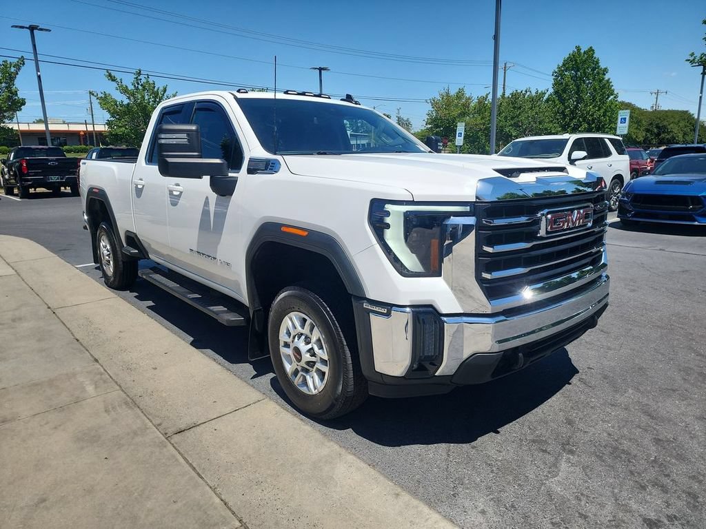 Certified 2024 GMC Sierra 2500 SLE w/ SLE Convenience Package AWD/4WD image 2