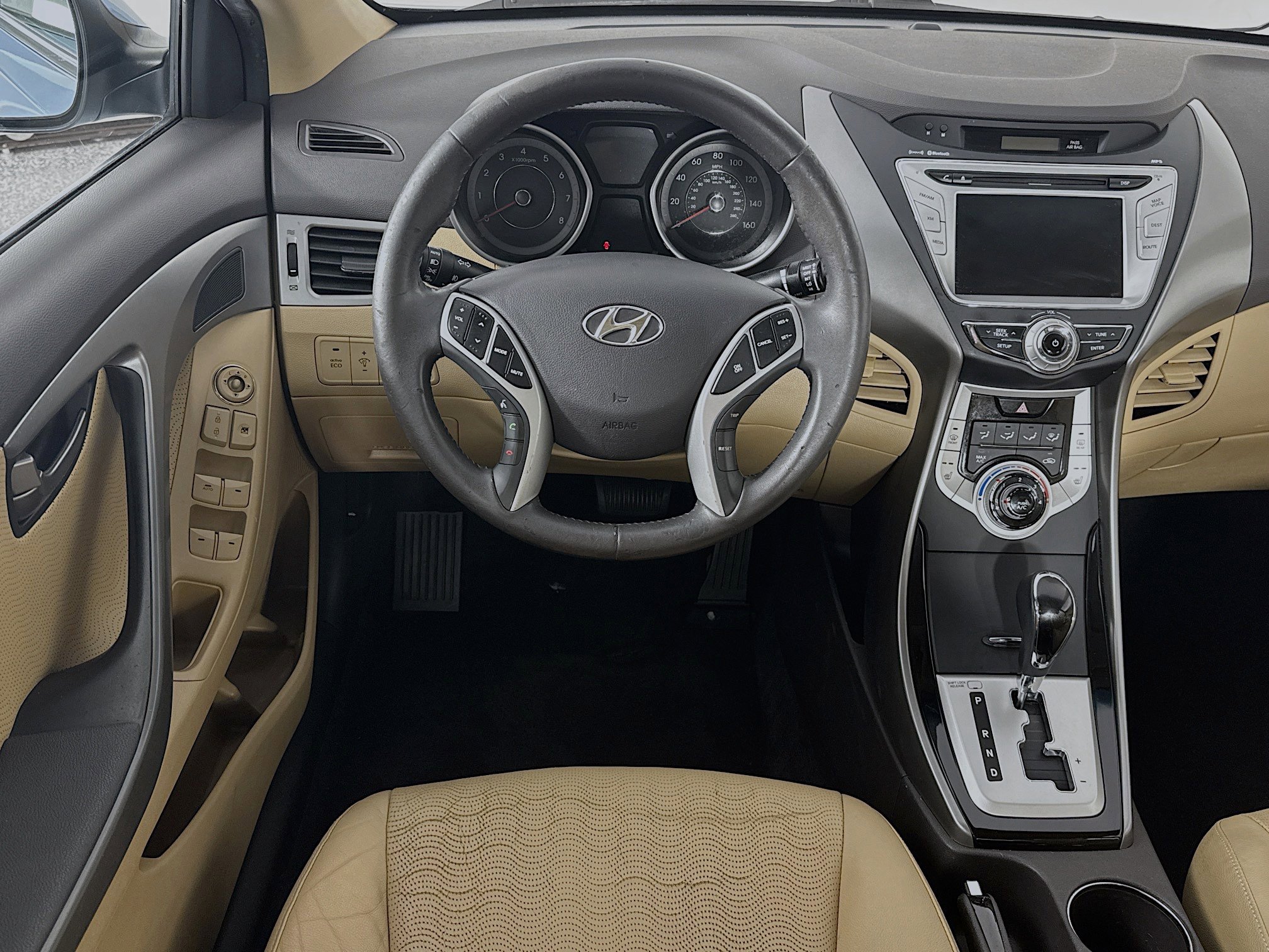 Used 2012 Hyundai Elantra Limited w/ Technology Pkg 5 FWD image 23