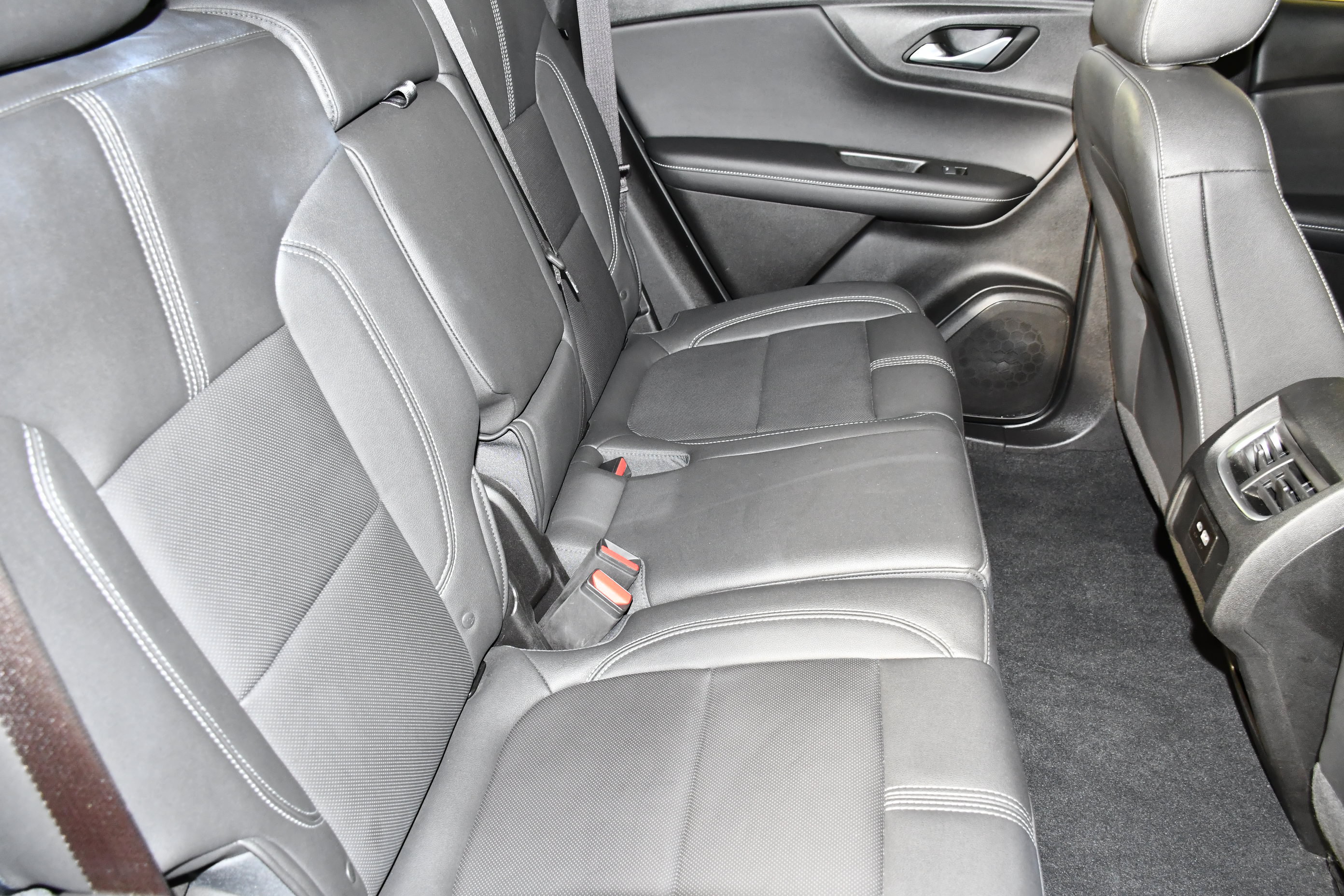 Used 2023 Chevrolet Blazer LT w/ Midnight/Sport Edition AWD/4WD image 45