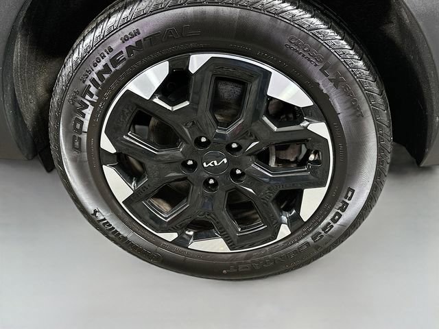 Used 2024 Kia Sorento S AWD/4WD image 32