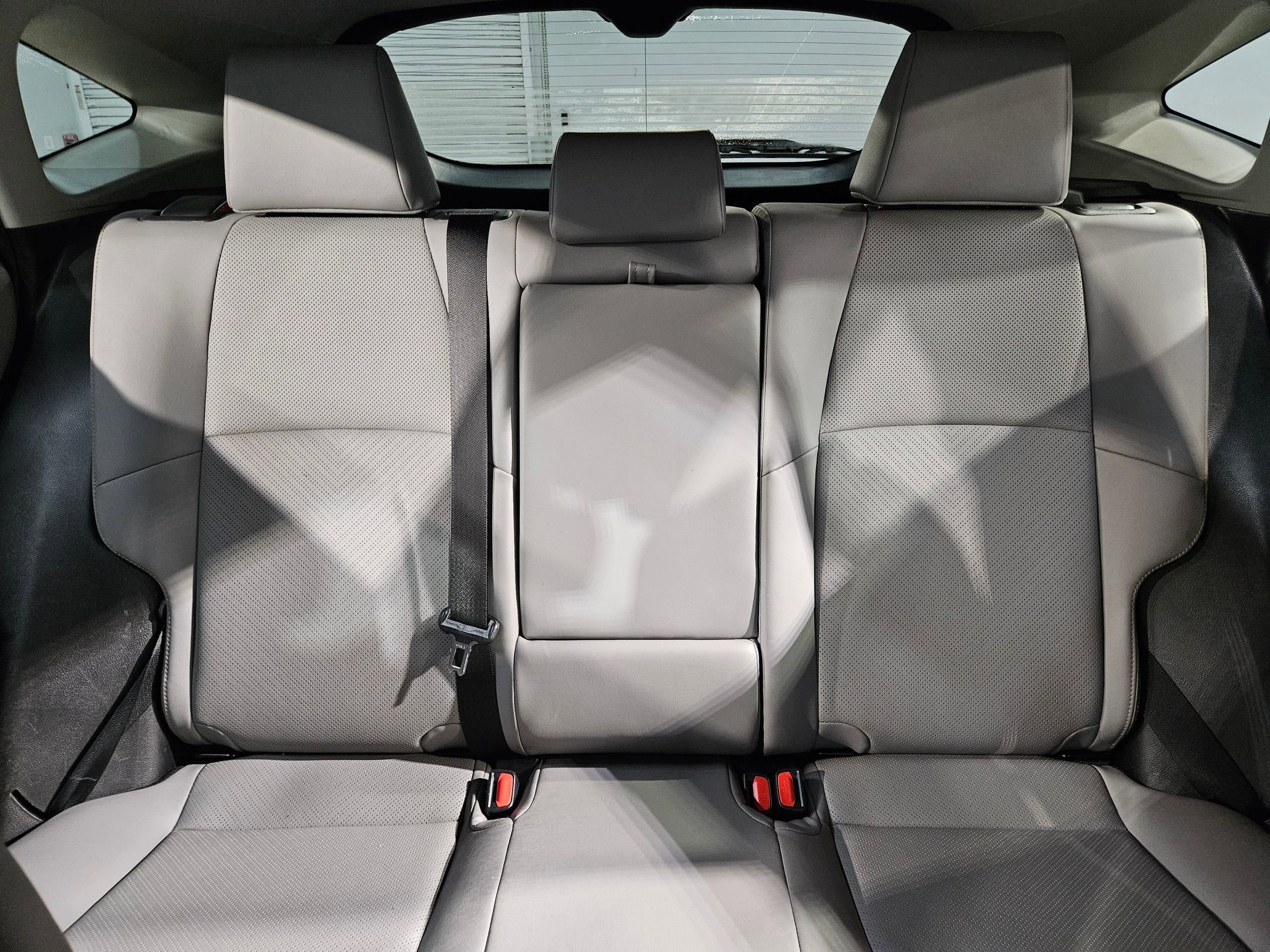 Used 2023 Toyota Venza Limited image 13