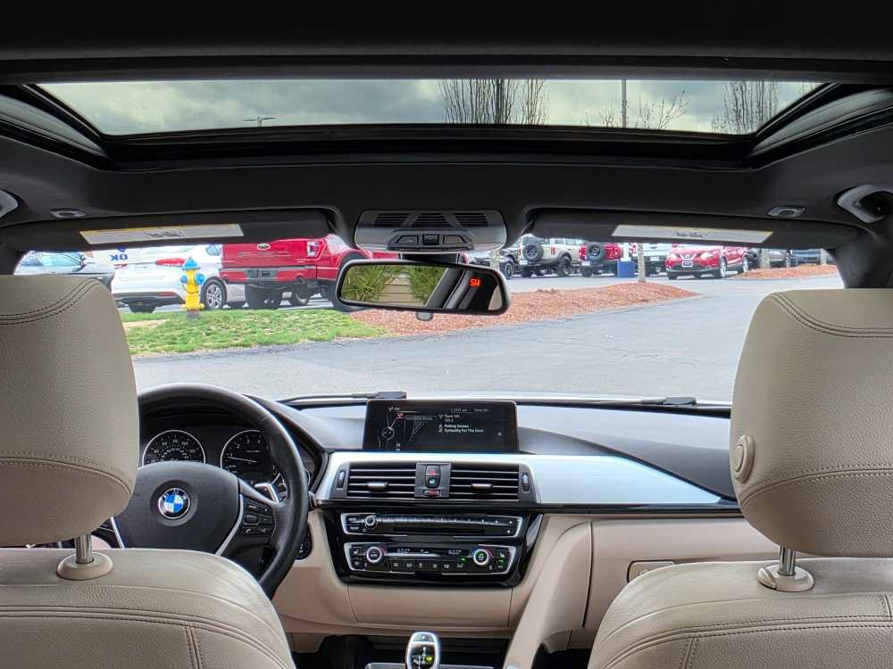 Used 2016 BMW 328i xDrive Wagon image 10