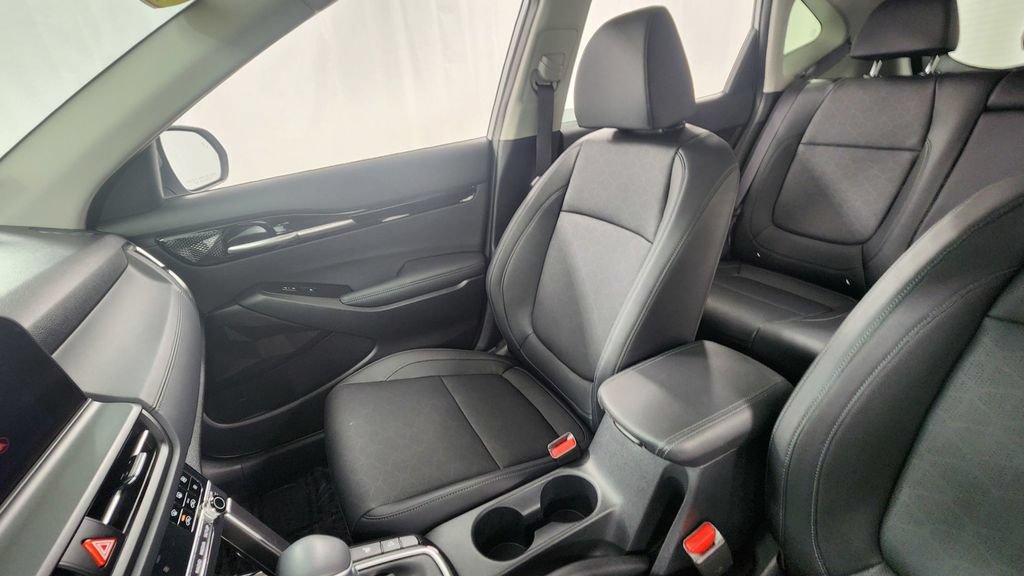 Used 2024 Kia Seltos EX AWD/4WD image 13