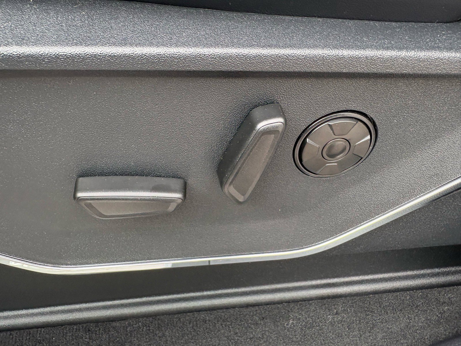 New 2026 Ford F250 Platinum image 30