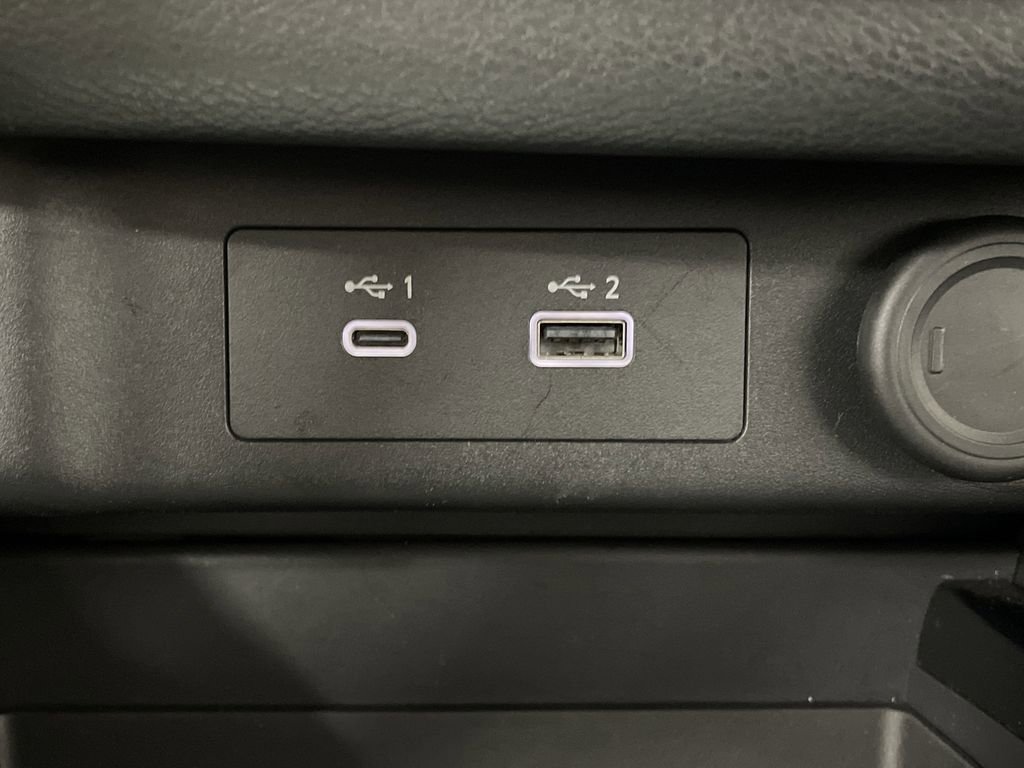 Used 2023 Nissan Rogue SV w/ SV Premium B Package image 25