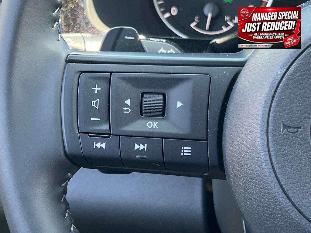 New 2025 Nissan Pathfinder SV AWD/4WD image 24