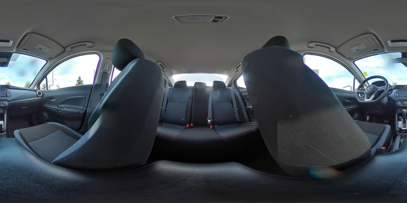 Used 2025 Nissan Versa SV image 40