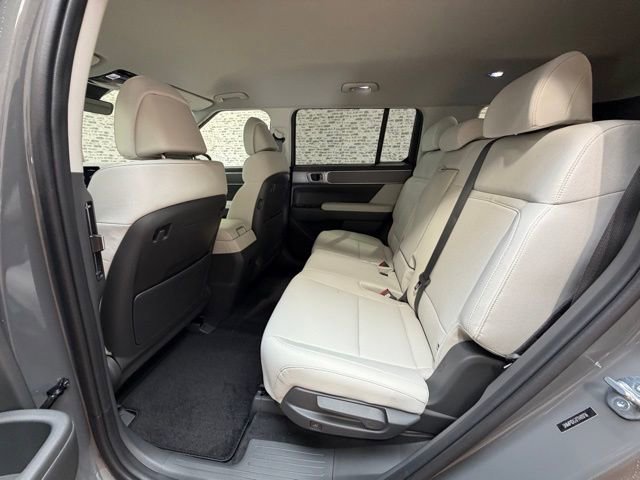 New 2026 Hyundai Santa Fe SE image 12