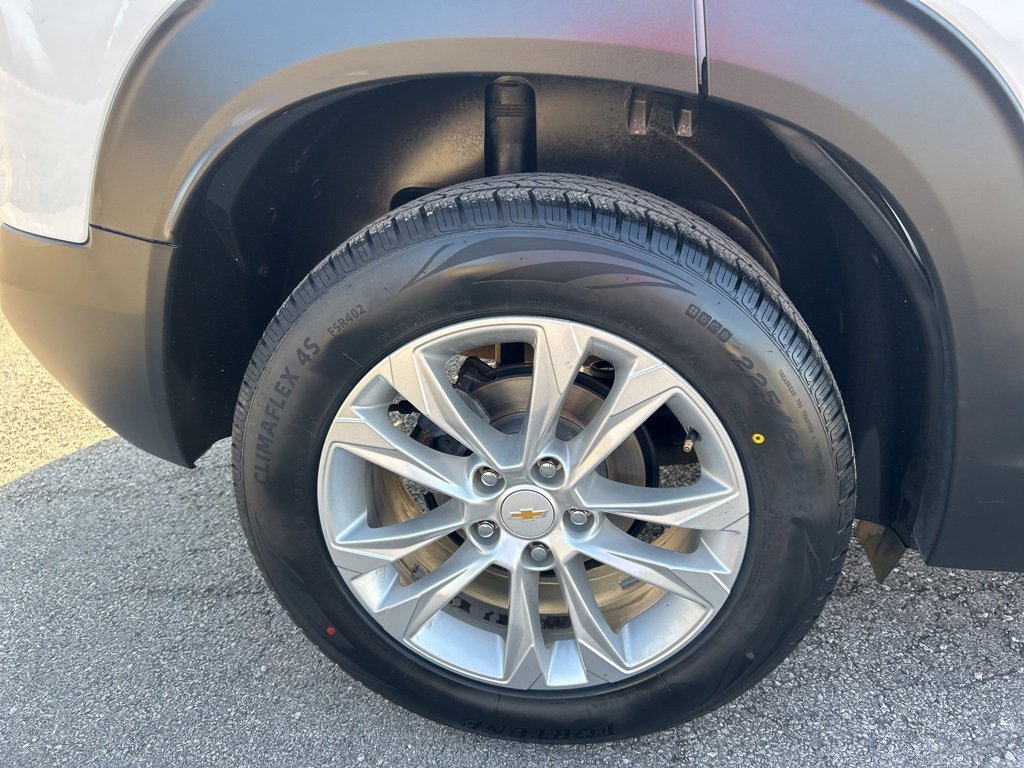Used 2022 Chevrolet TrailBlazer LS image 4