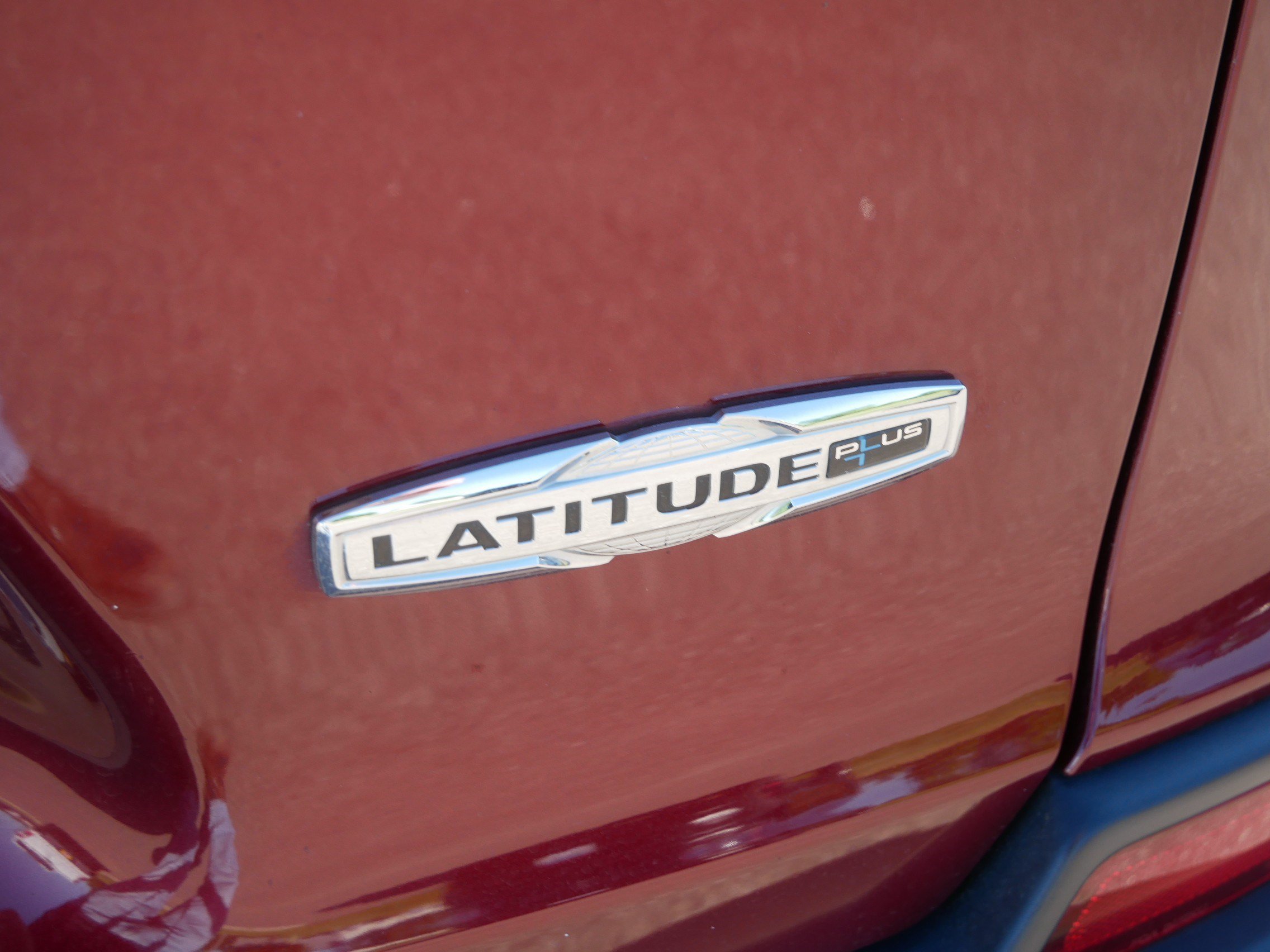 Certified 2020 Jeep Cherokee Latitude Plus w/ Comfort/Convenience Group AWD/4WD image 17