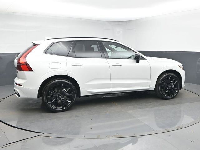 New 2026 Volvo XC60 B5 Ultra w/ Climate Package image 8