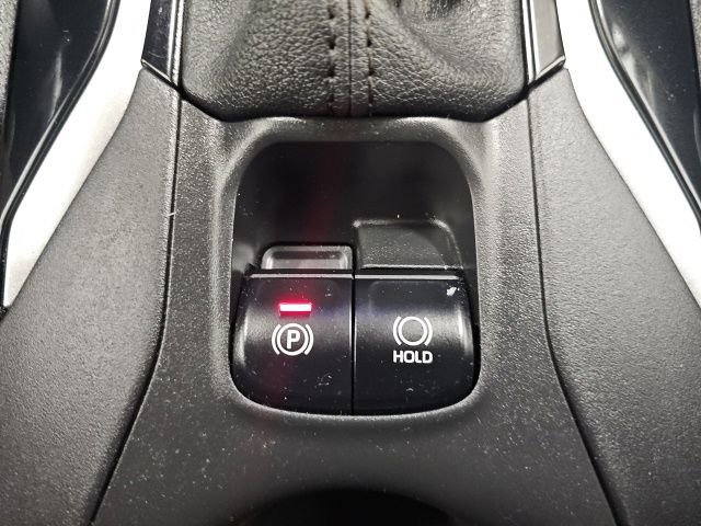 Certified 2023 Toyota Corolla Cross LE image 24