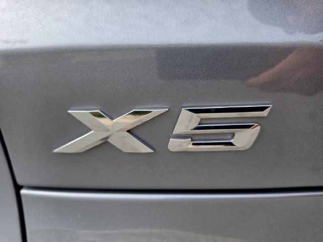 Used 2024 BMW X5 xDrive40i AWD/4WD image 35