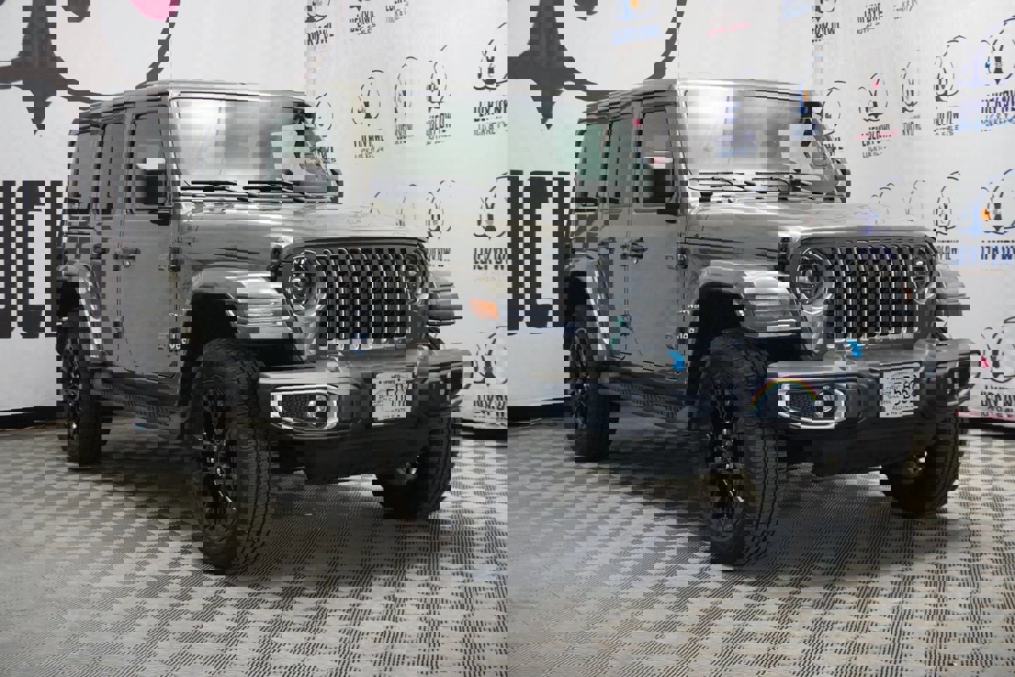 Used 2022 Jeep Wrangler Unlimited Sahara image 3