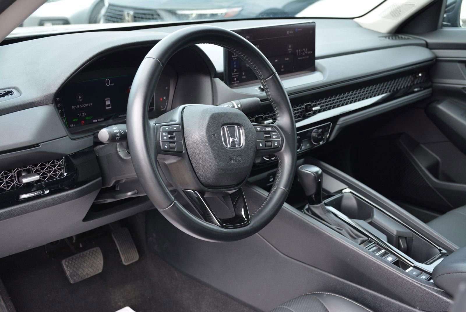 Used 2023 Honda Accord EX-L image 8