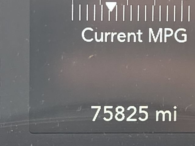 Used 2019 Chrysler Pacifica Touring Plus w/ Tire & Wheel Group FWD image 25