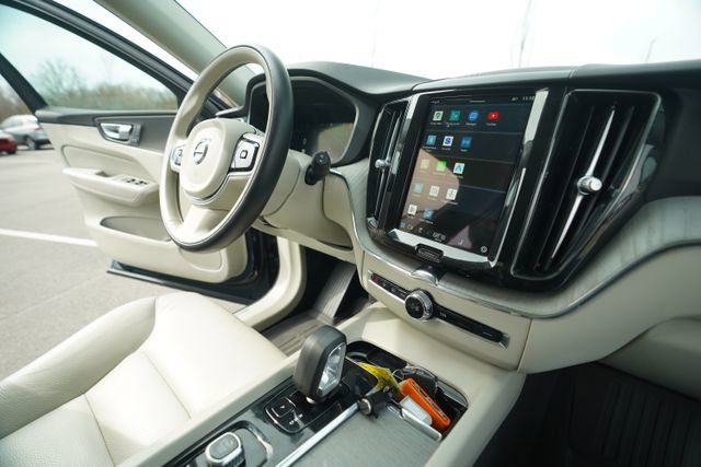 Used 2024 Volvo XC60 B5 Plus w/ Protection Package Premier image 70