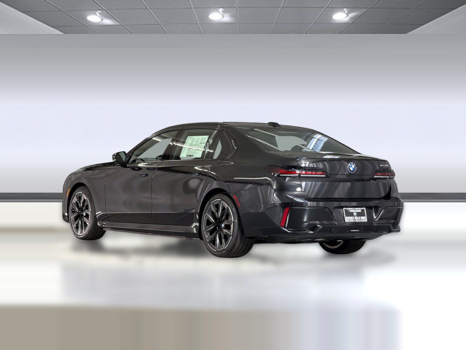 Used 2026 BMW i7 xDrive60 w/ M Sport Package RWD image 3