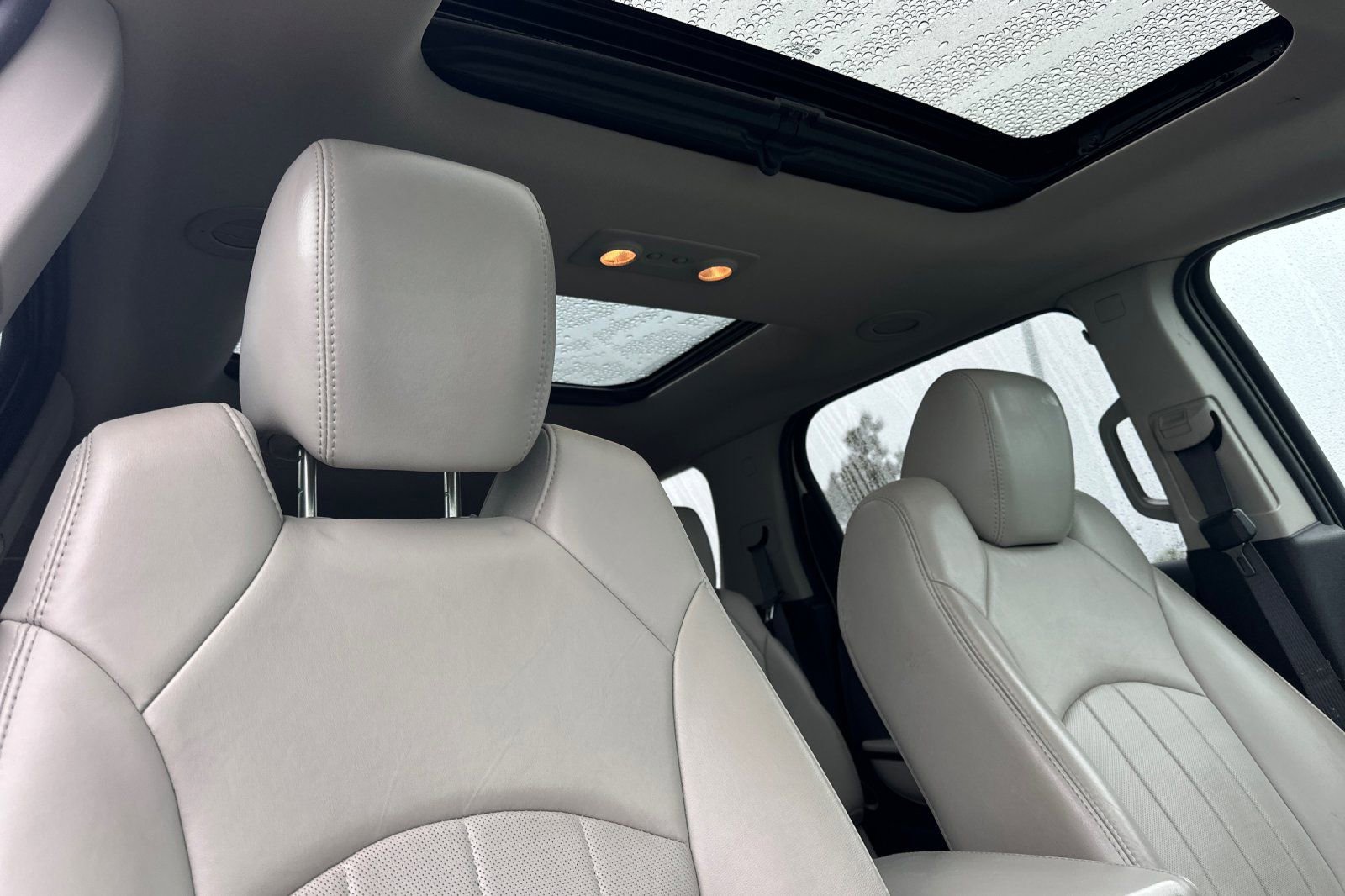 Used 2012 GMC Acadia Denali AWD/4WD image 16