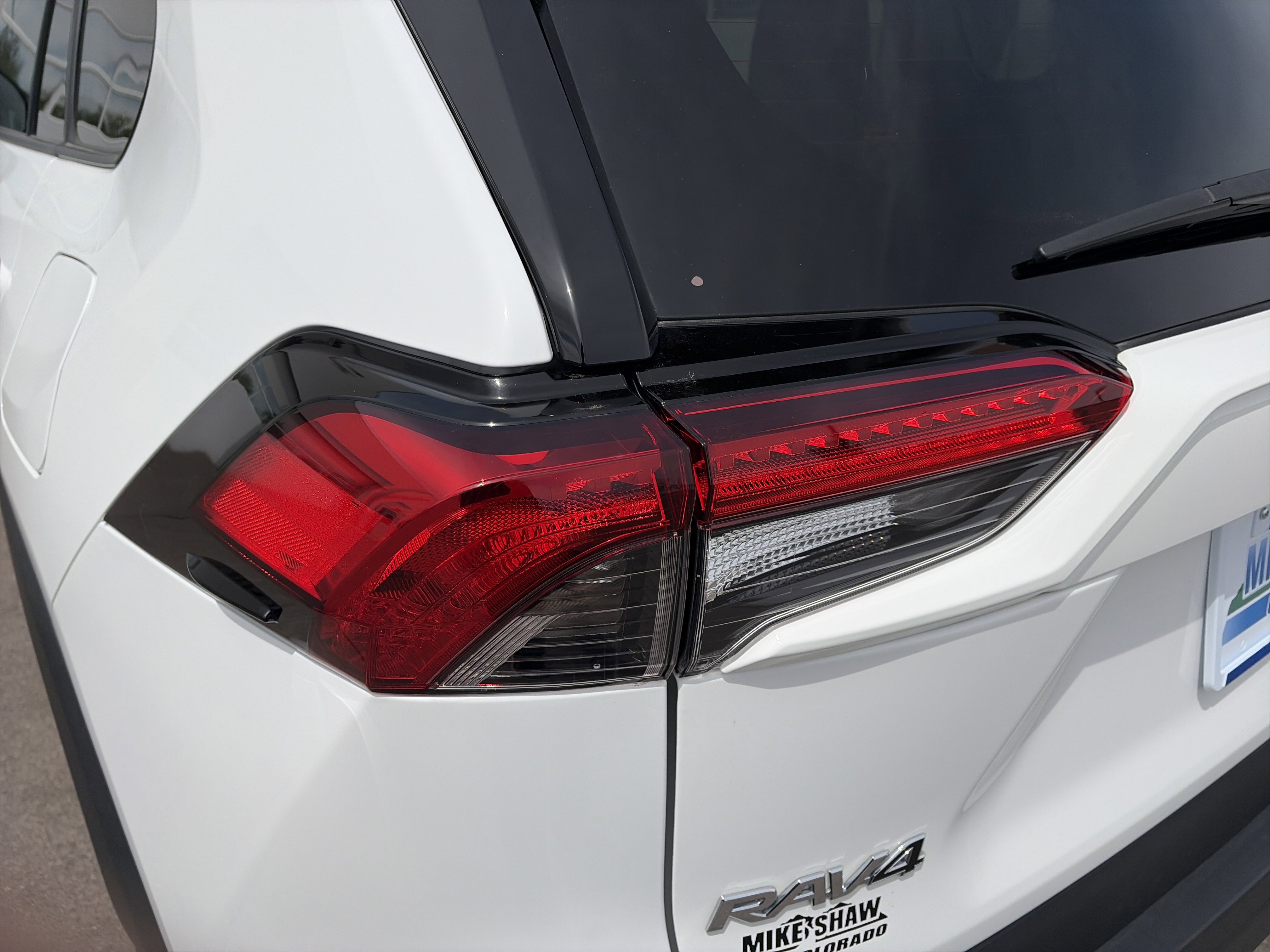 Used 2023 Toyota RAV4 LE AWD/4WD image 28