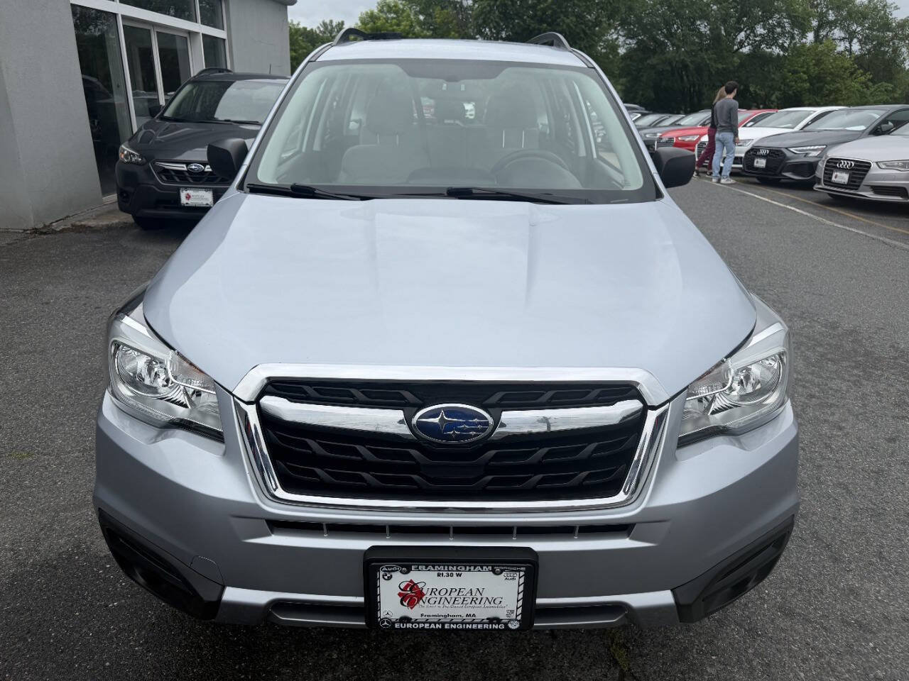 Used 2017 Subaru Forester 2.5i w/ Alloy Wheel Package AWD/4WD image 2