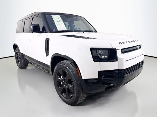Certified 2022 Land Rover Defender 110 X-Dynamic HSE AWD/4WD image 3