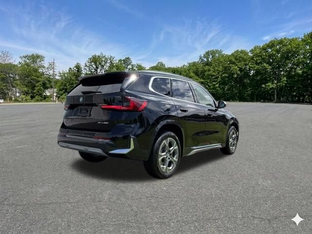 Used 2024 BMW X1 xDrive28i w/ Technology Package AWD/4WD image 9