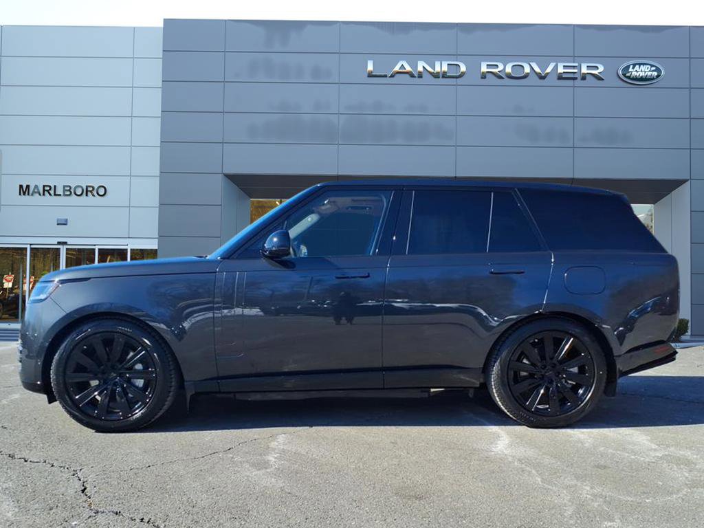 New 2026 Land Rover Range Rover SE image 6