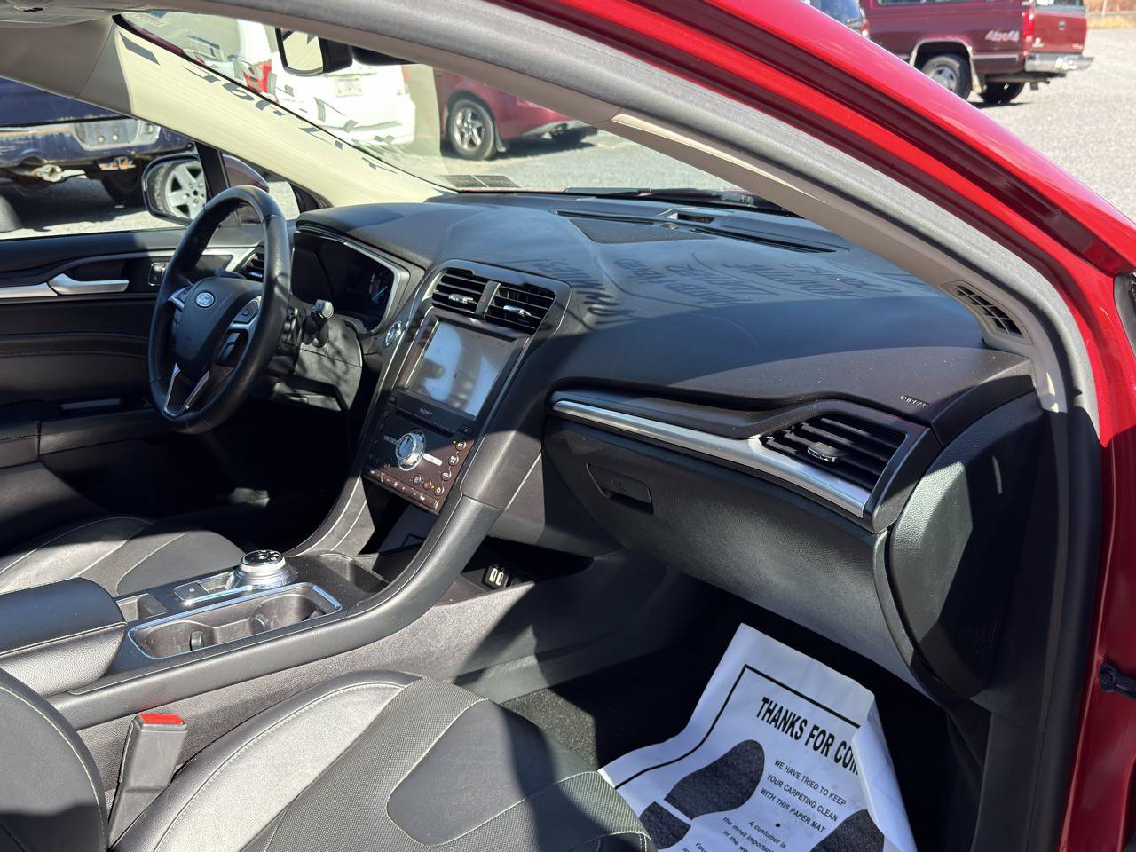 Used 2020 Ford Fusion Titanium AWD/4WD image 27