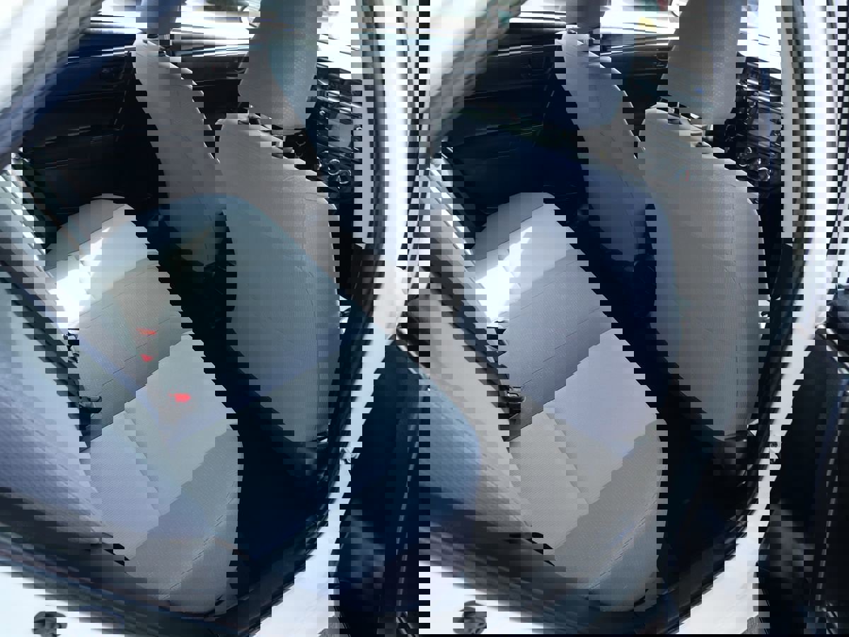 Used 2016 Toyota Corolla L image 21