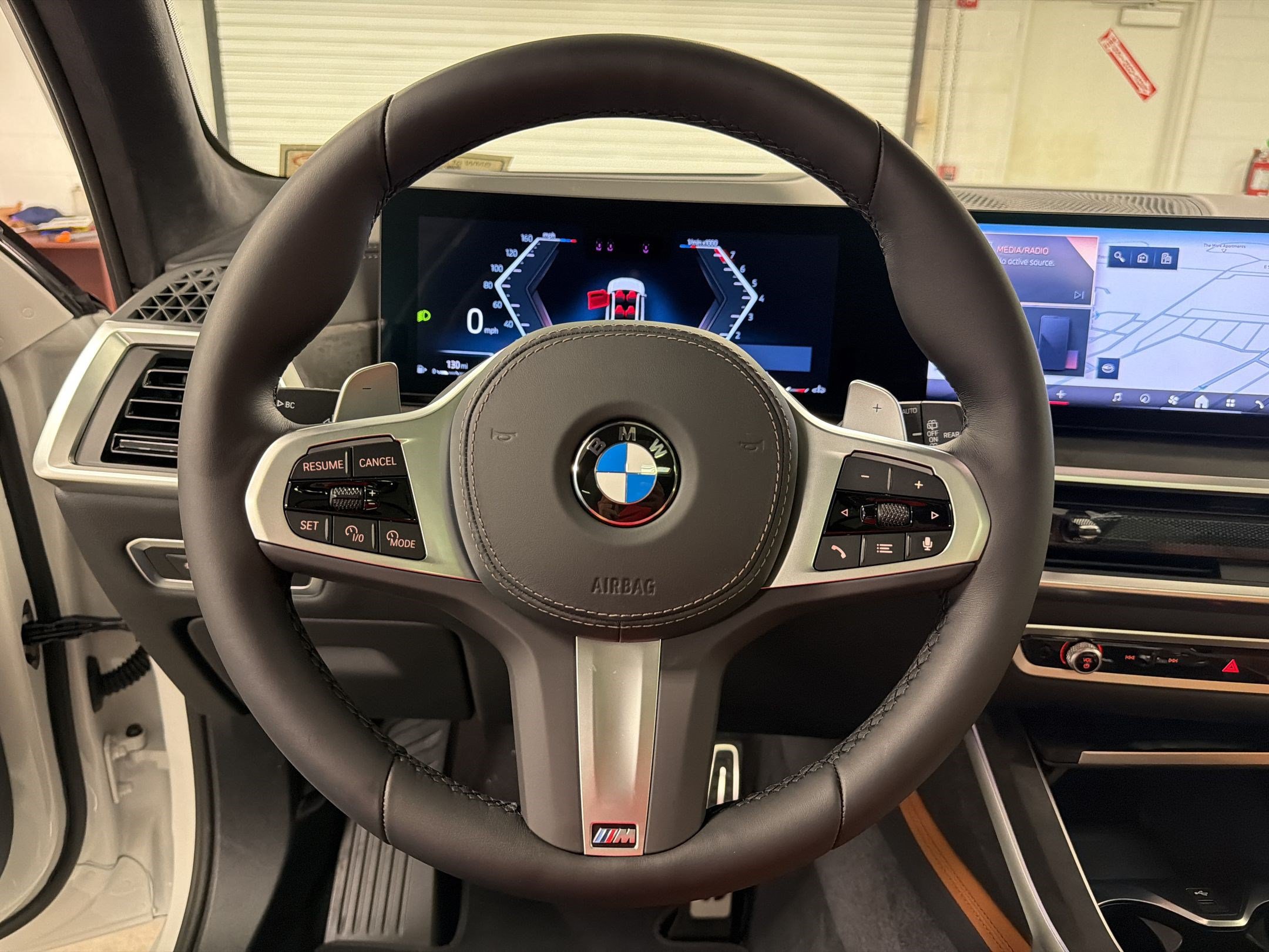 New 2027 BMW X7 xDrive40i w/ M Sport Package AWD/4WD image 11
