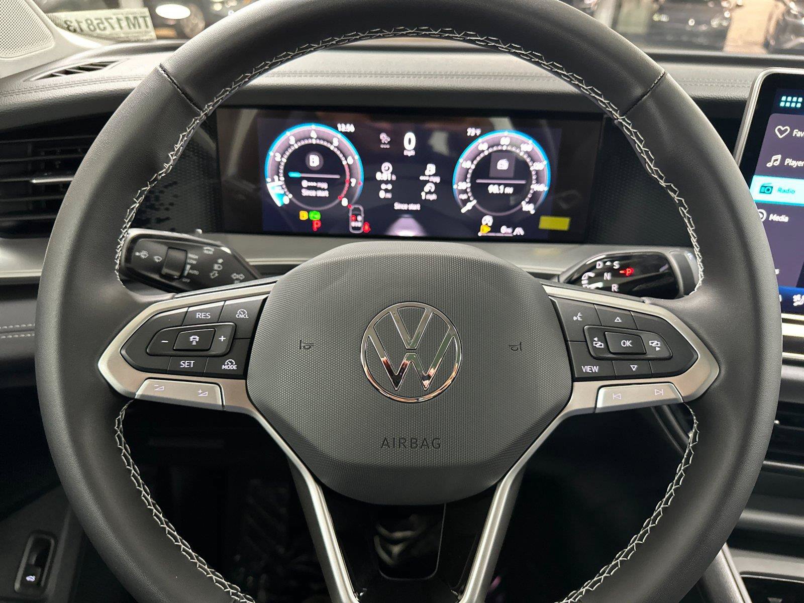 New 2026 Volkswagen Tiguan SE AWD/4WD image 22