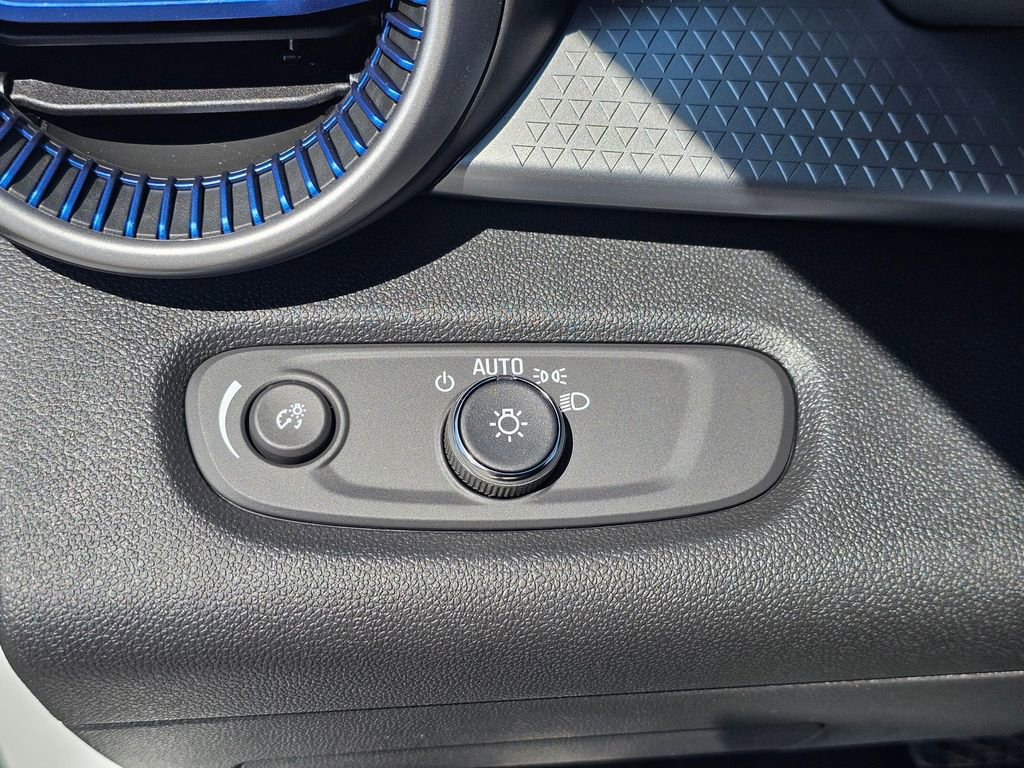 New 2026 Chevrolet Trax LS w/ Driver Confidence Package FWD image 23